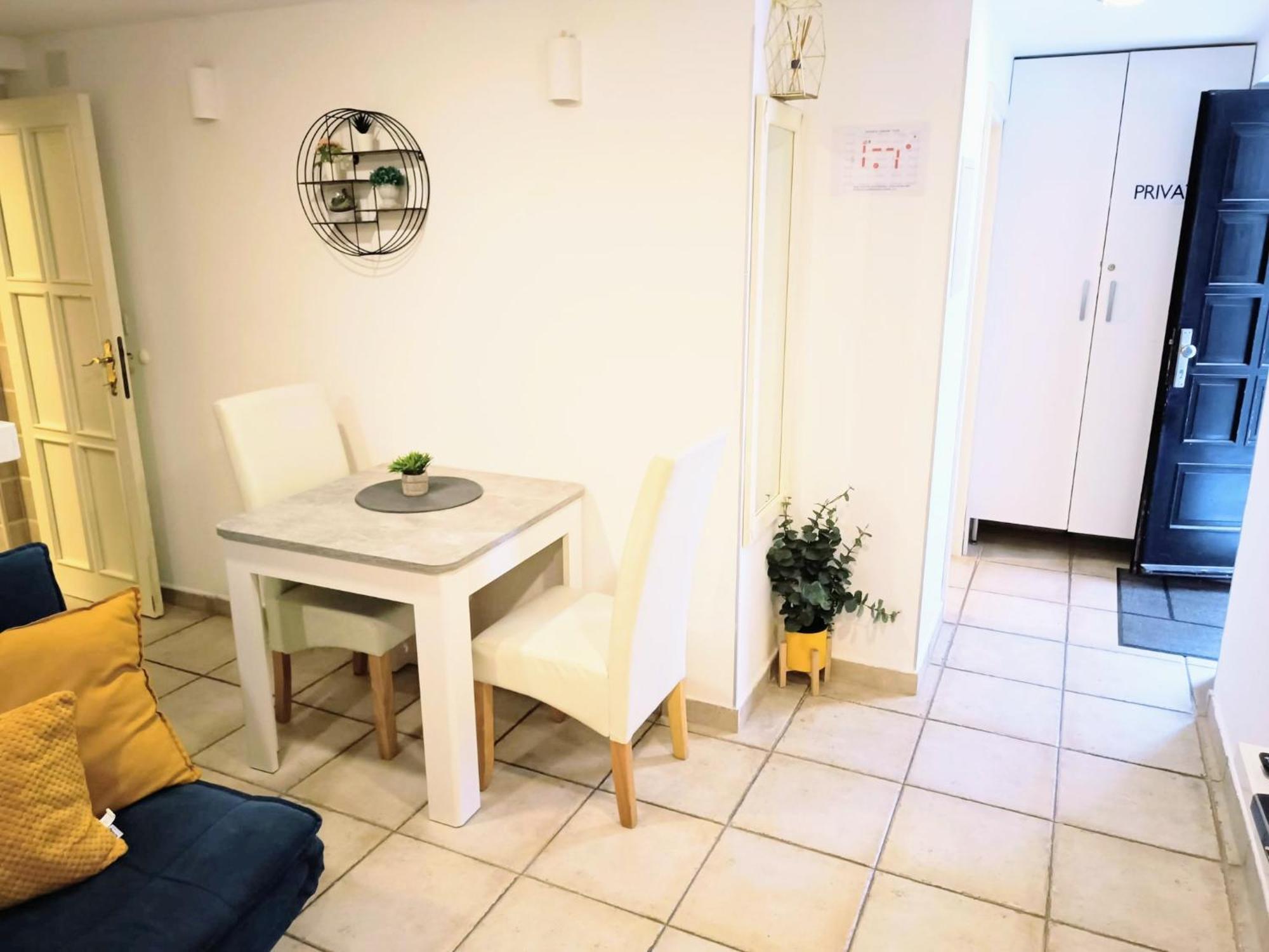 As Lucana Apartment - Ground Floor Vis Exterior photo